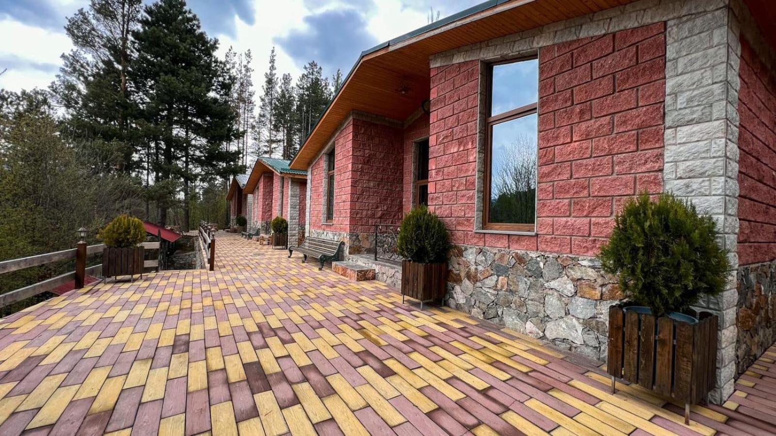 Haghartsin Hotel&Restaurant Dilidschan Exterior foto